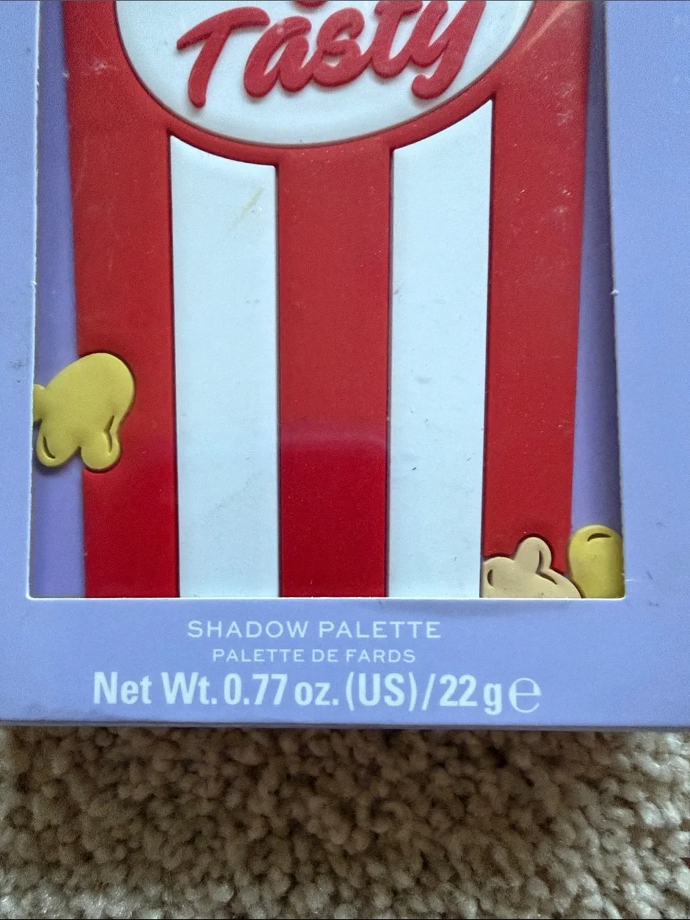 Revolution Sweet & Tasty Eyeshadow Popcorn Palette - Red, White Adorable
